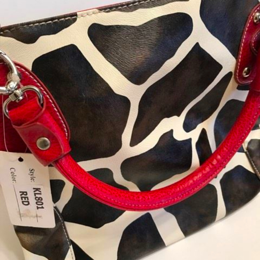 Brand New Signature Satchel/Purse - Picture 2 of 5
